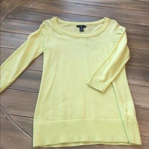 GAP sweater